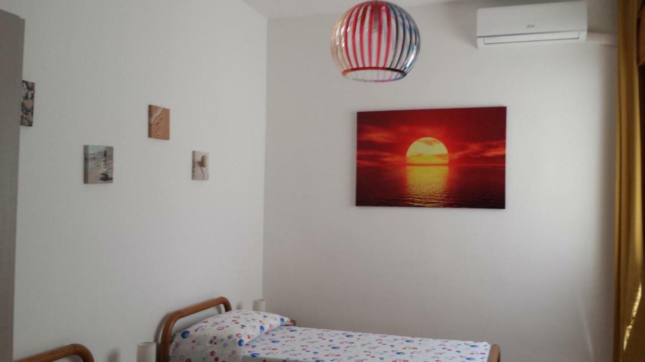 Villetta Acquamarina Torre Lapillo Bagian luar foto