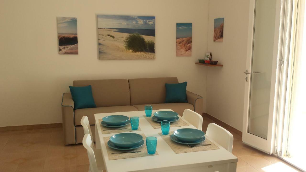 Villetta Acquamarina Torre Lapillo Bagian luar foto