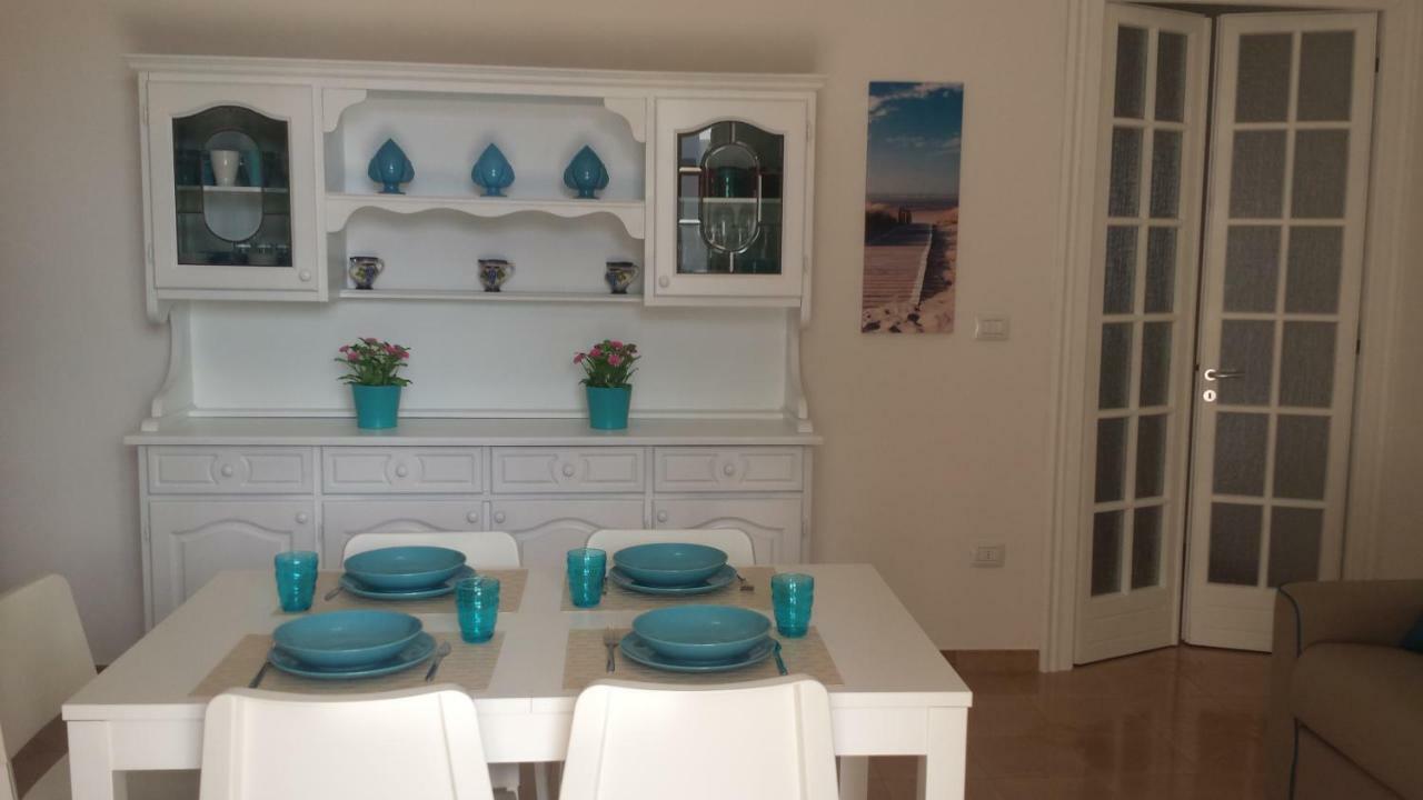 Villetta Acquamarina Torre Lapillo Bagian luar foto